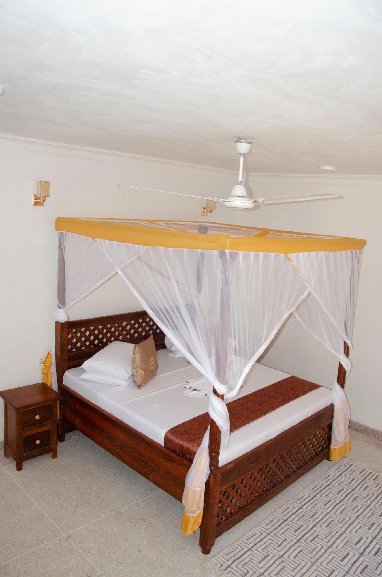 Hotel Zamu Uroa