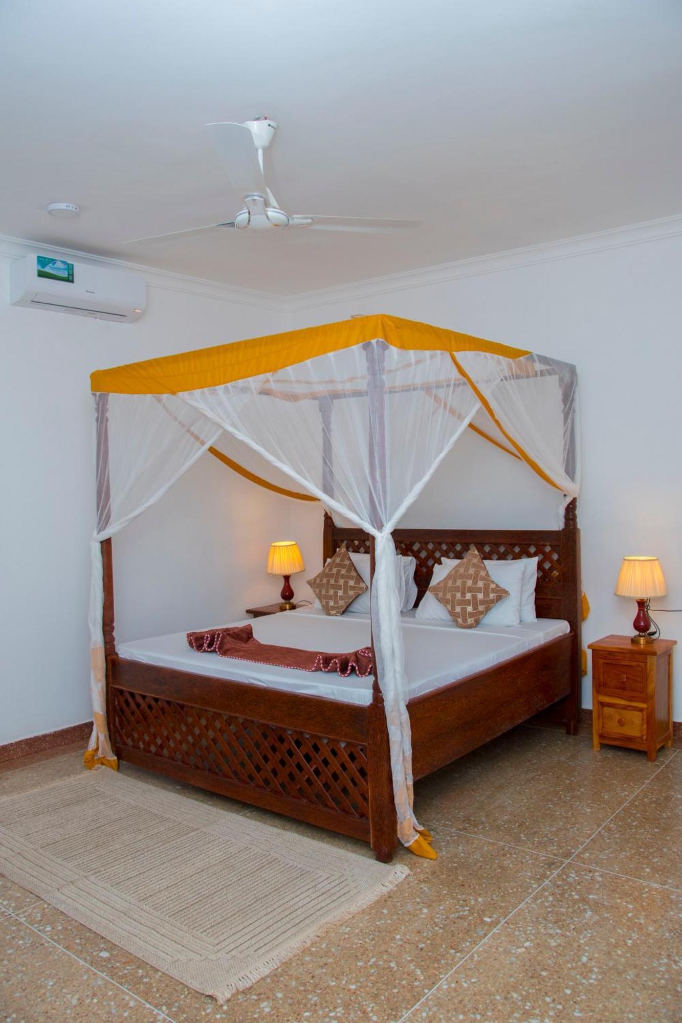 Zamu Hotel